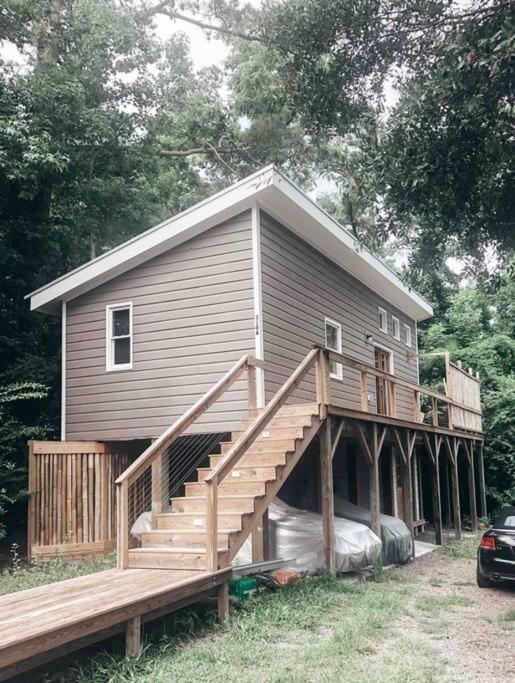 Modern Treehouse, Close To Downtown And Beach Wilmington  Kültér fotó