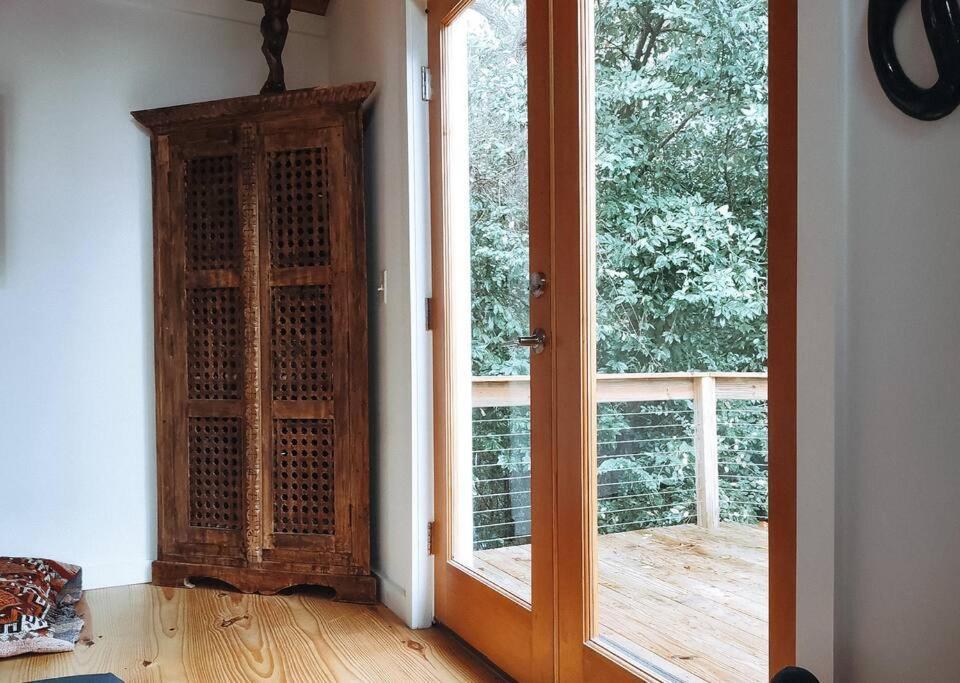 Modern Treehouse, Close To Downtown And Beach Wilmington  Kültér fotó